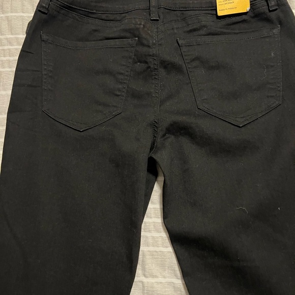 Yummie Slim Bootcut Jean - Picture 7 of 10